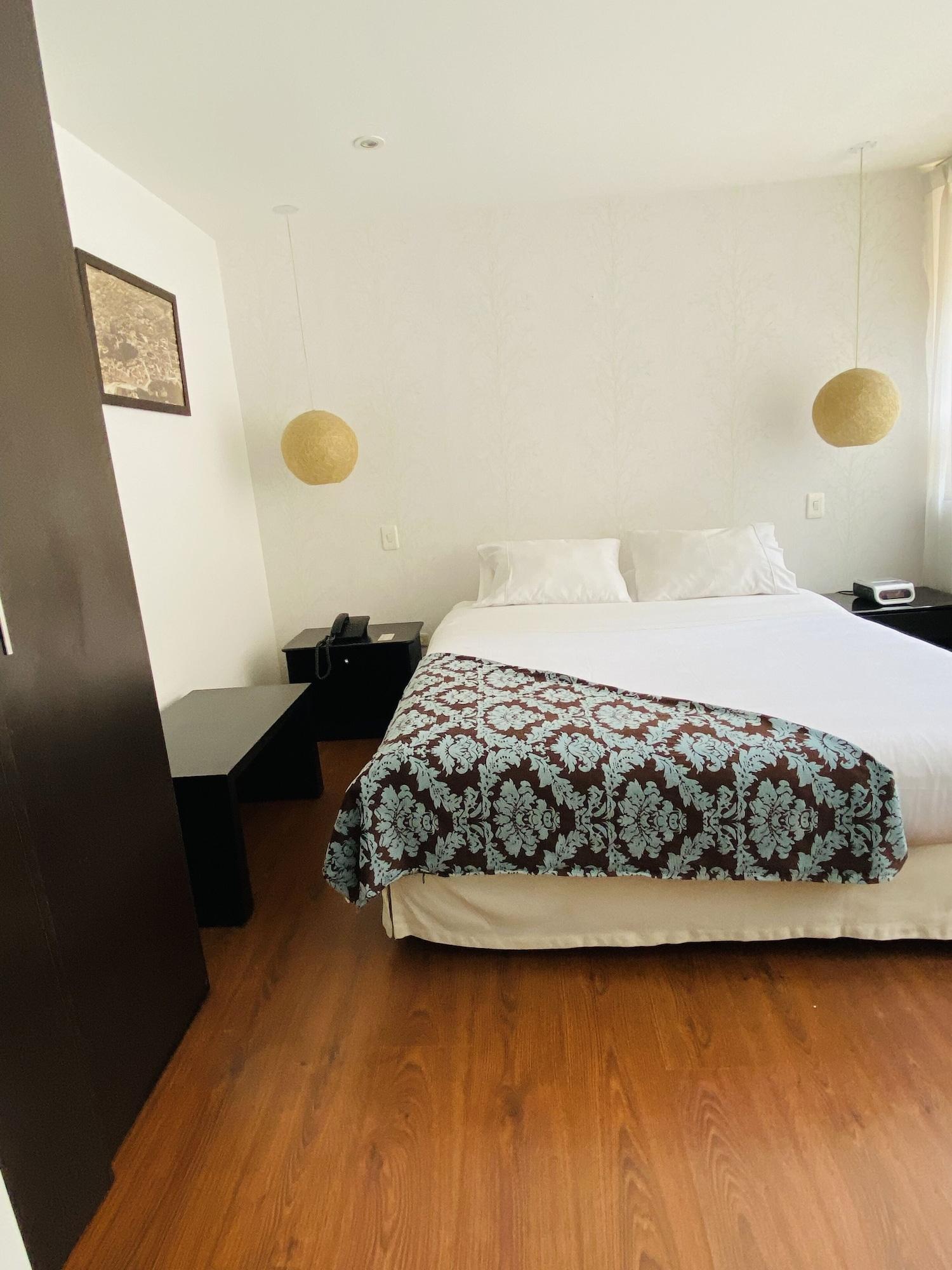 Hotel Retiro 84 By Mij Bogotá Eksteriør bilde