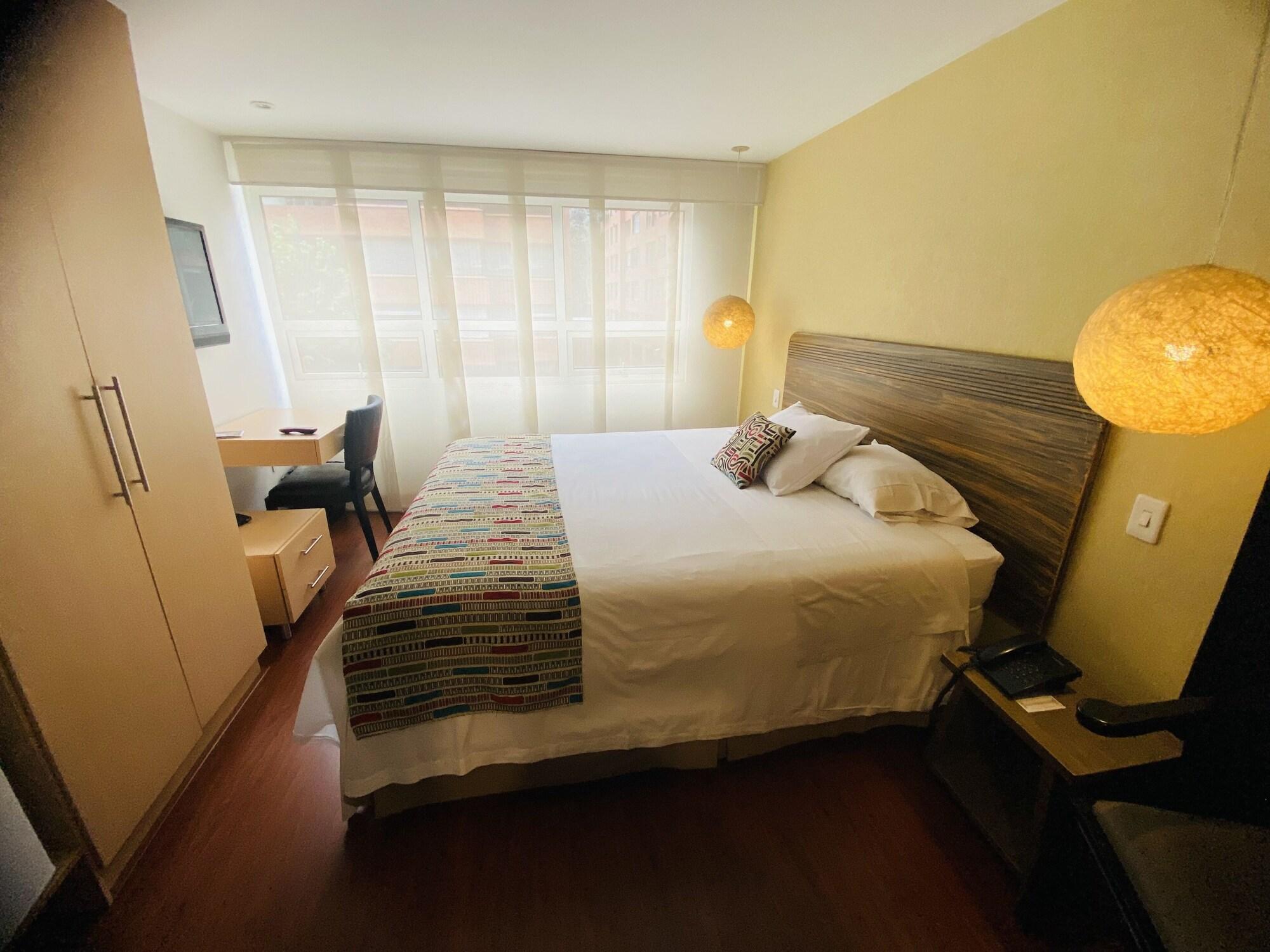 Hotel Retiro 84 By Mij Bogotá Eksteriør bilde