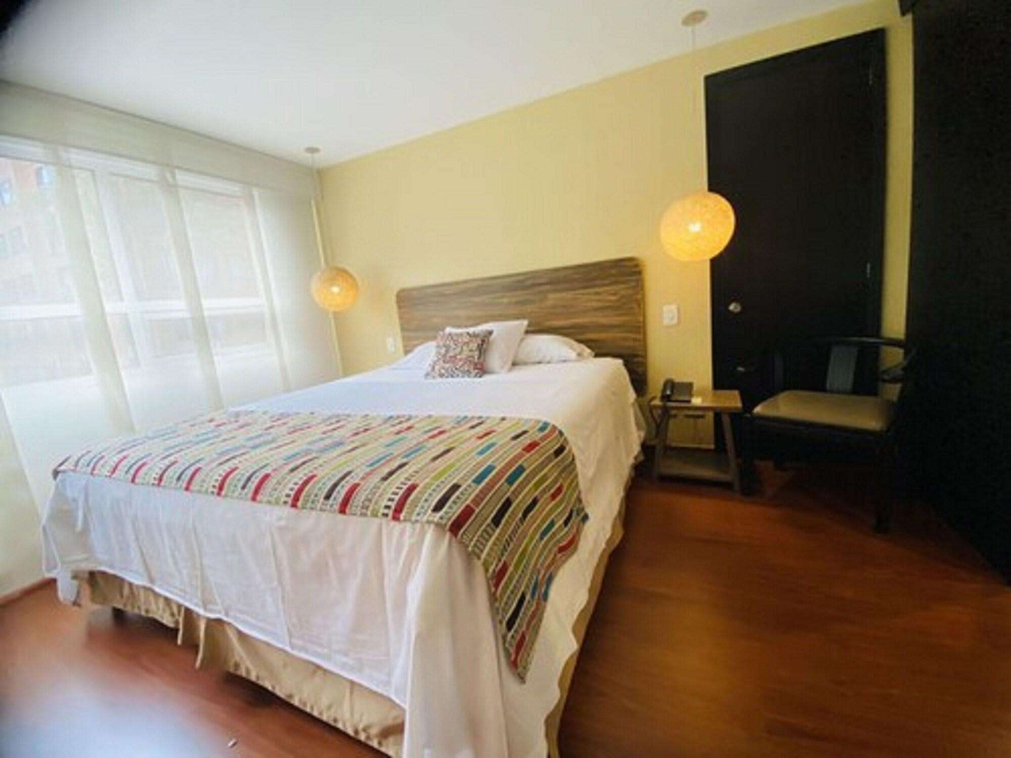 Hotel Retiro 84 By Mij Bogotá Eksteriør bilde