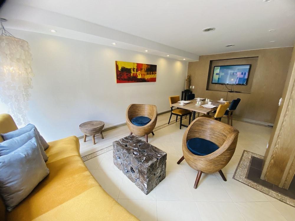 Hotel Retiro 84 By Mij Bogotá Eksteriør bilde