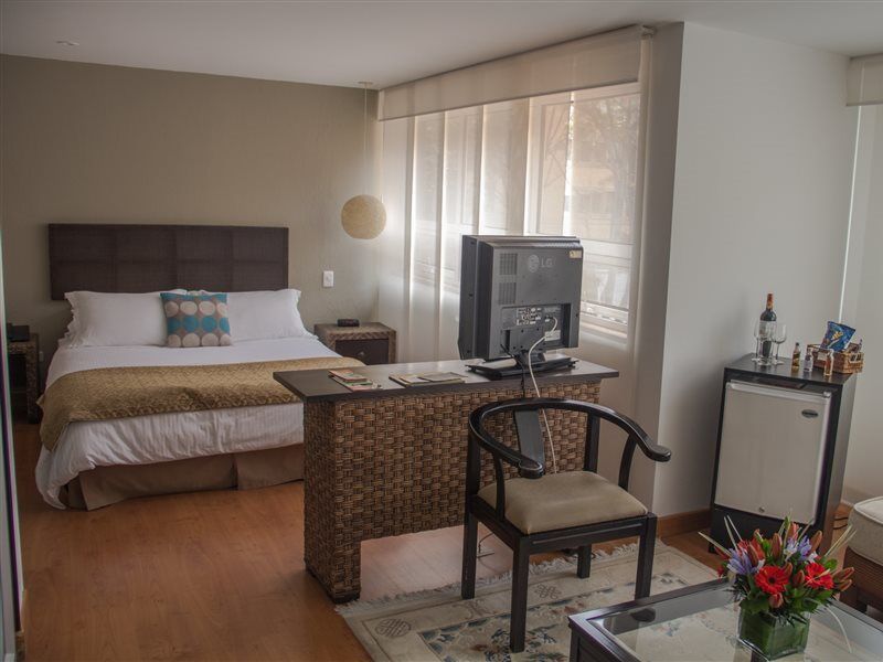 Hotel Retiro 84 By Mij Bogotá Eksteriør bilde
